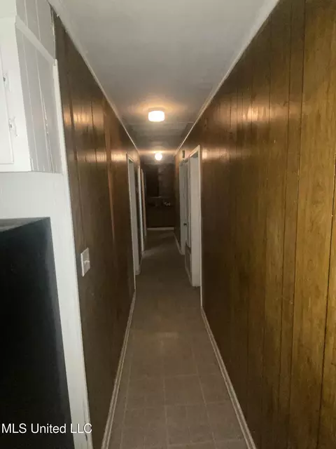 Entry Way - 351 E Academy St, Canton, MS 39046 photo 1 of 1