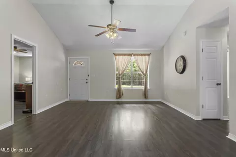 Living - 34 Cobb Rd, Wiggins, MS 39577 photo 1 of 3