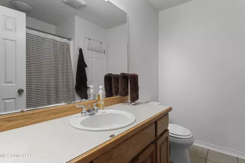 Bath - 34 Cobb Rd, Wiggins, MS 39577 photo 1 of 2
