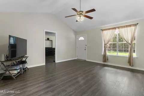 Living - 34 Cobb Rd, Wiggins, MS 39577 photo 2 of 3