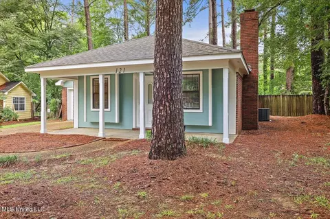 121 Summit Dr, Madison, MS 39110 photo 2