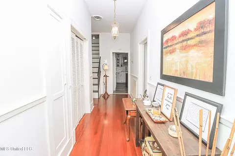 Entry Way - 113 Cunningham St, Terry, MS 39170 photo 2 of 3