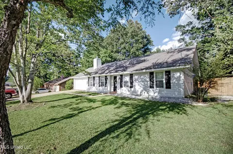 108 Fox Run Dr, Ridgeland, MS 39157