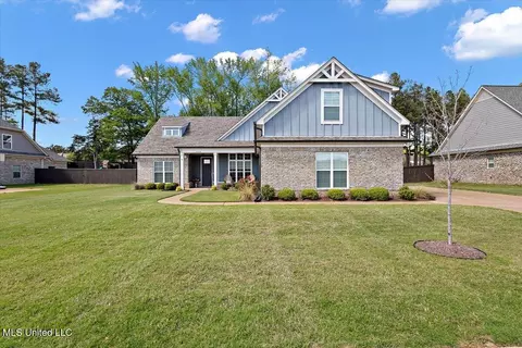 5334 Kensington Creek Dr, Southaven, MS 38672