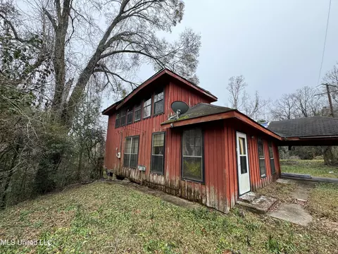 Exterior - 2920 Miller Ave, Natchez, MS 39120 photo 2 of 2