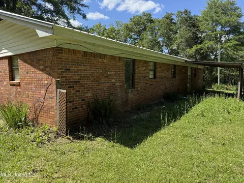 Exterior - 709 Melvin Leach Rd, Union, MS 39365 photo 2 of 8