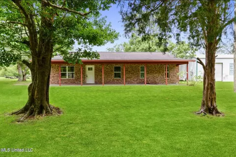4127 Ceolia Taylor Rd, Moss Point, MS 39562 photo 1