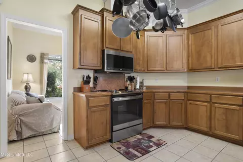 311 Pinecrest Blvd, Long Beach, MS 39560 photo 13