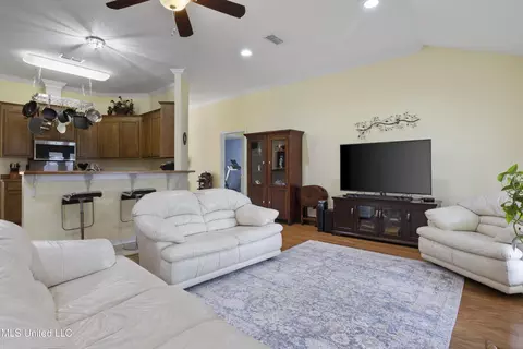 311 Pinecrest Blvd, Long Beach, MS 39560 photo 8