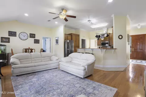 311 Pinecrest Blvd, Long Beach, MS 39560 photo 7