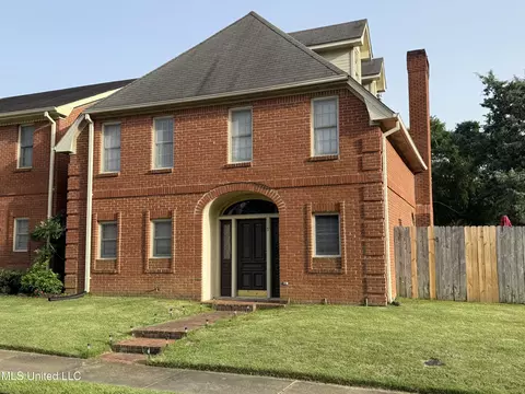 Exterior - 1 Village Green Cir, Jackson, MS 39211 photo 3 of 9