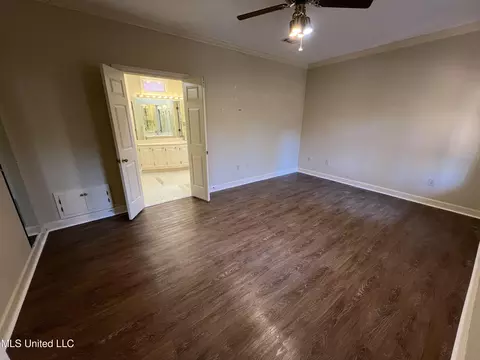 Bedroom - 1 Village Green Cir, Jackson, MS 39211 photo 5 of 5