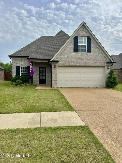 1215 Mcmillan Rd, Southaven, MS 38671