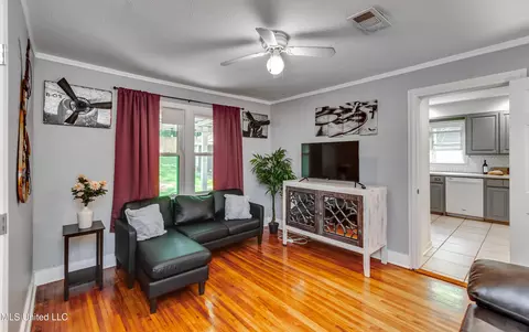 Living - 1808 Myrtle St, Jackson, MS 39202 photo 5 of 5