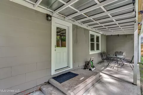 Exterior - 1808 Myrtle St, Jackson, MS 39202 photo 16 of 18