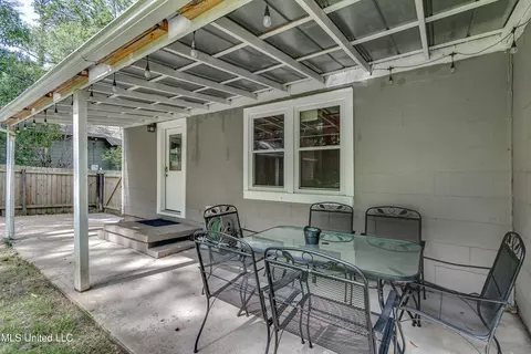 Exterior - 1808 Myrtle St, Jackson, MS 39202 photo 15 of 18
