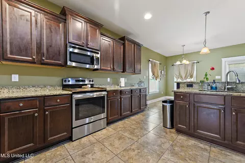 18225 Tulip Cv, Gulfport, MS 39503 photo 9