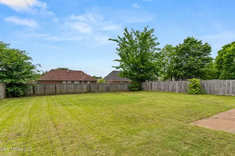 5643 Eagleston Dr, Olive Branch, MS 38654 photo 5