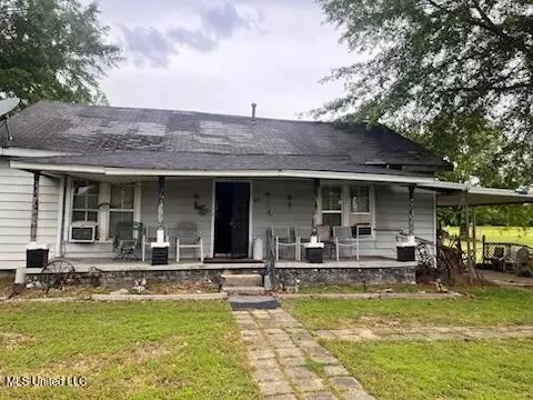 5376 Byhalia Rd, Hernando, MS 38632