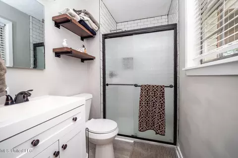 Bath - 138 Williams Dr, Florence, MS 39073 photo 2 of 2