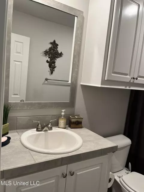 108 Brunswick Cv, Canton, MS 39046 photo 8