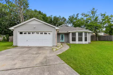15252 Sunset Ct, Gulfport, MS 39503