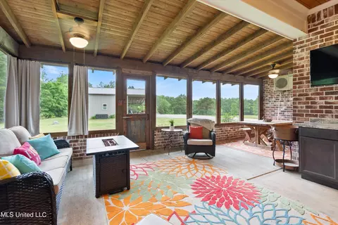 Exterior - 901 Mill Pond Rd, Lamar, MS 38642 photo 3 of 7