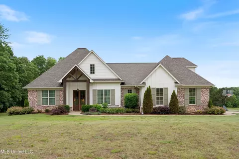 901 Mill Pond Rd, Lamar, MS 38642
