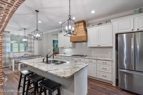 Kitchen - 901 Mill Pond Rd, Lamar, MS 38642 photo 1 of 2