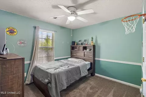 Bedroom - 6800 E Ranch Ridge Cv, Walls, MS 38680 photo 3 of 4