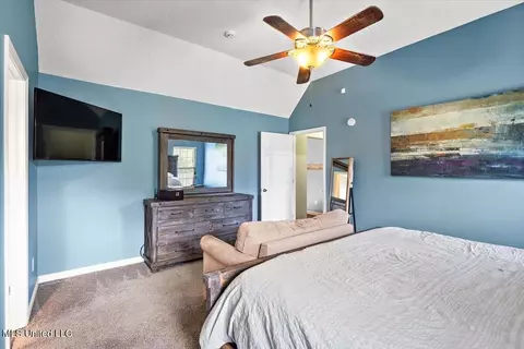 Bedroom - 6800 E Ranch Ridge Cv, Walls, MS 38680 photo 1 of 4