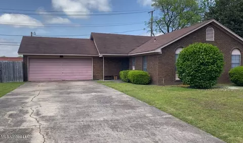 843 Hart Dr, Greenville, MS 38703