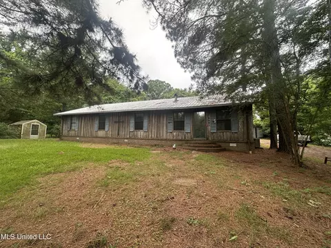 840 Ridge Rd, Yazoo City, MS 39194