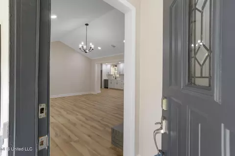 Entry Way - 92 Longmeadow Rd, Brandon, MS 39042 photo 1 of 1