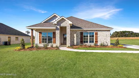 712 Honeysuckle Loop, Canton, MS 39046