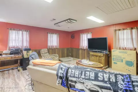 7041 Bosarge Rd, Long Beach, MS 39560 photo 5