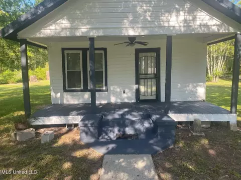 4425 Second St, Moss Point, MS 39563 photo 1