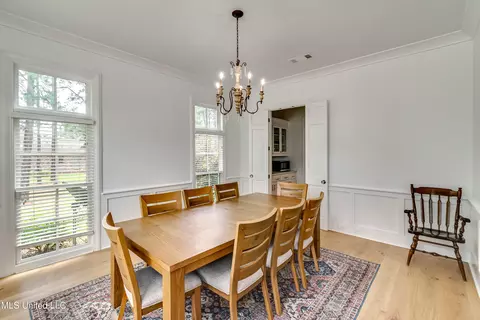 Dining - 107 Chadwyck Ct, Madison, MS 39110 photo 1 of 2