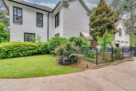 Exterior - 107 Chadwyck Ct, Madison, MS 39110 photo 4 of 14