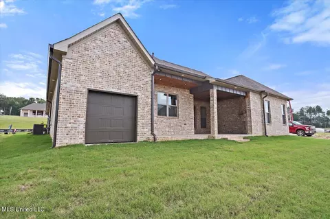 Exterior - 184 Bronson Bnd, Flowood, MS 39232 photo 9 of 9