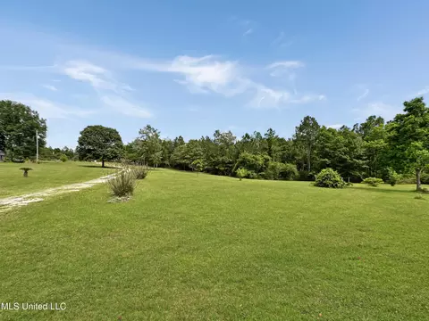21620 Mcdowell Rd, Saucier, MS 39574 photo 25