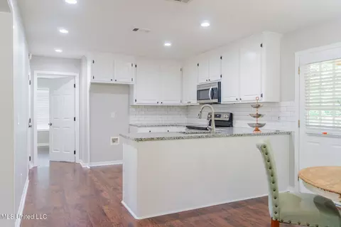 Other - 122 Fox Meadow Dr, Brandon, MS 39042 photo 1 of 23