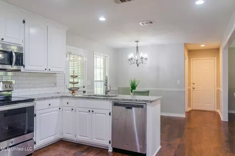 Other - 122 Fox Meadow Dr, Brandon, MS 39042 photo 2 of 23