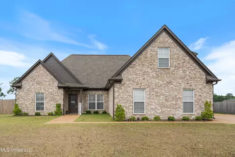 117 Honor Cv, Senatobia, MS 38668