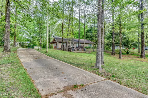 Exterior - 176 Zelma Ln, Florence, MS 39073 photo 6 of 10