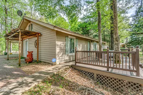 Exterior - 176 Zelma Ln, Florence, MS 39073 photo 4 of 10