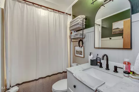 Bath - 176 Zelma Ln, Florence, MS 39073 photo 1 of 2