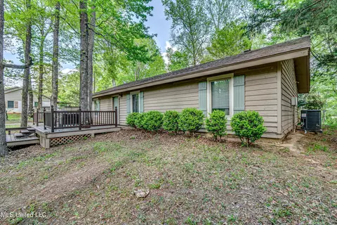 Exterior - 176 Zelma Ln, Florence, MS 39073 photo 5 of 10
