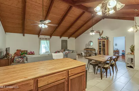 Dining - 176 Zelma Ln, Florence, MS 39073 photo 1 of 1