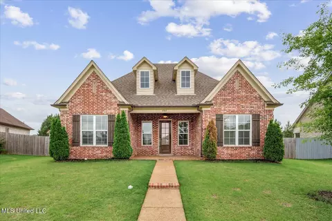 4943 W Margarette Cir, Olive Branch, MS 38654